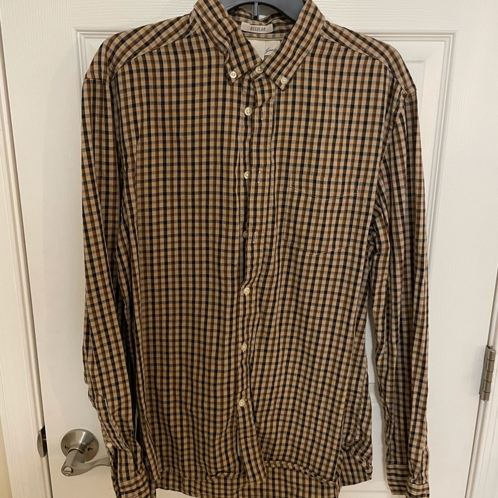 Men’s H&M casual button down shirt